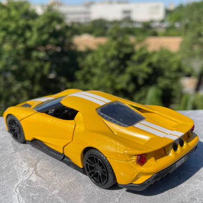 1/32 Scale Ford GT Sports Car Diecast Model