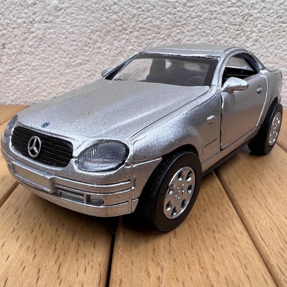 1/32 Scale Mercedes-Benz SLK-Class Diecast Model Car