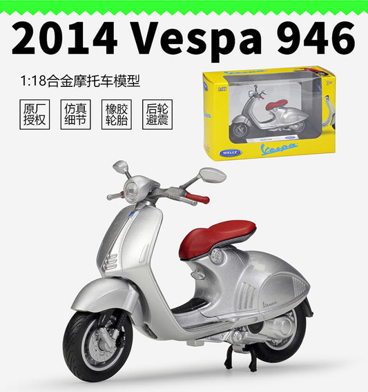 1/18 Scale 2014 Vespa 946 Scooter Diecast Model