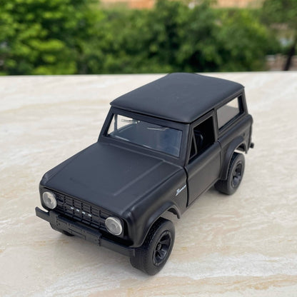 1/32 Scale Ford Bronco SUV Diecast Model Car