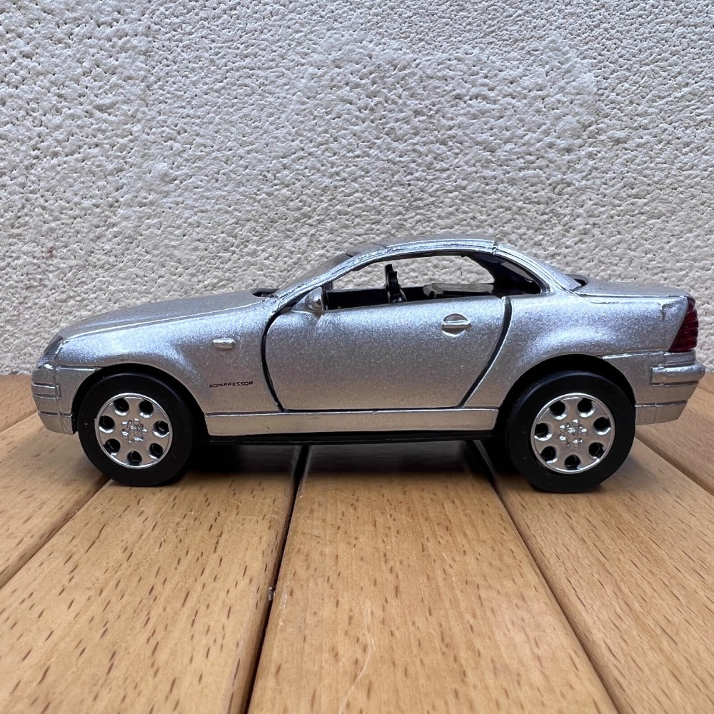 1/32 Scale Mercedes-Benz SLK-Class Diecast Model Car