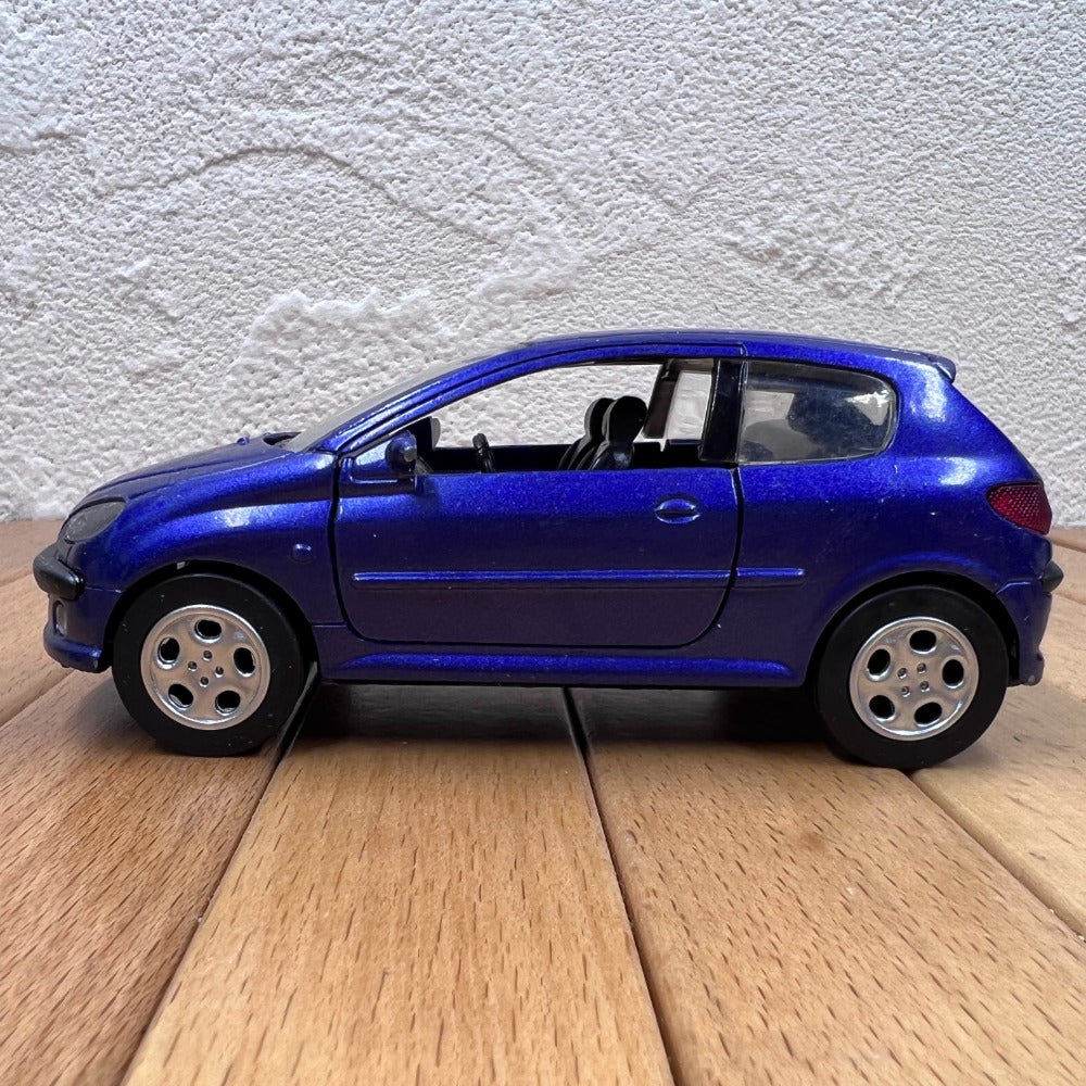 1/32 Scale Peugeot 206 Diecast Model Car