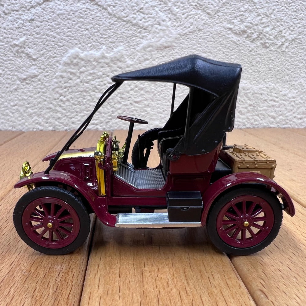 1/43 Scale 1908 Renault AX Vintage Car Diecast Model