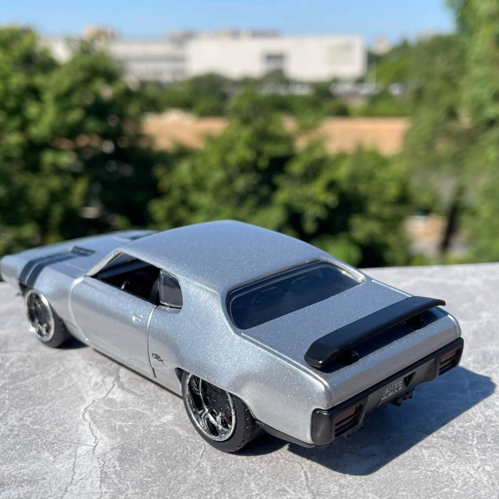 1/32 Scale Plymouth GTX 440 Muscle Car Diecast Model