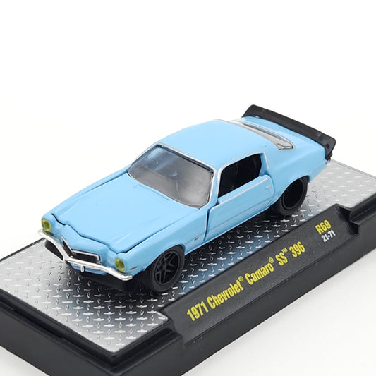 1/64 Scale 1971 Chevrolet Camaro SS 396 Pony Car Diecast Model