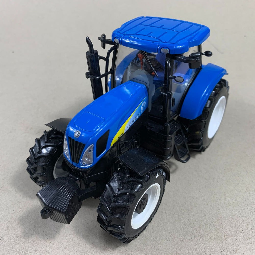 1/43 Scale New Holland T7070 Tractor Diecast Model