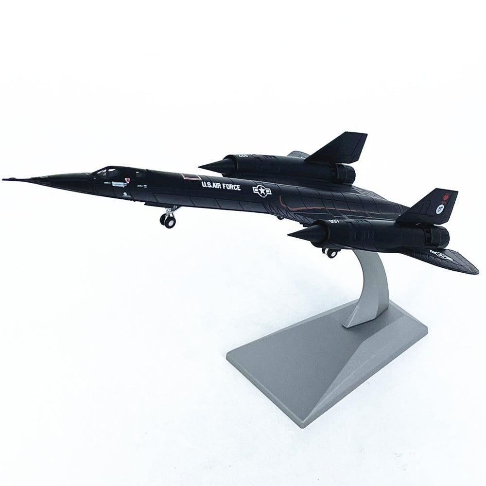 Lockheed SR-71 Blackbird Reconnaissance Aircraft Diecast Metal Alloy Scale Model