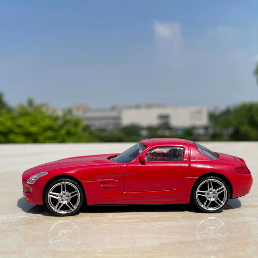 1/43 Scale Mercedes-Benz SLS AMG Diecast Model Car