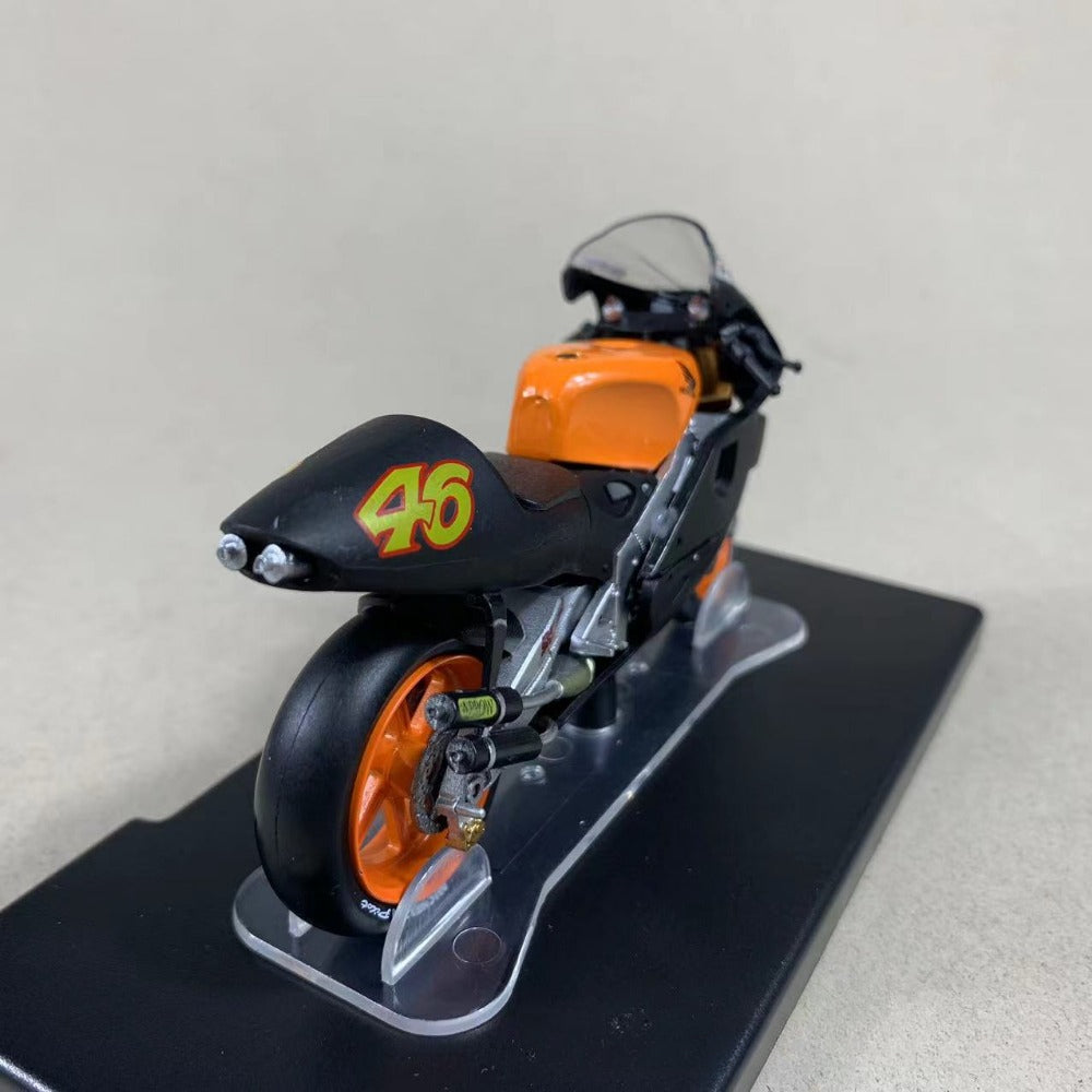 1/18 Scale 1999 Honda NSR500 Jerez Test Road Racing Motorcycle Diecast Model