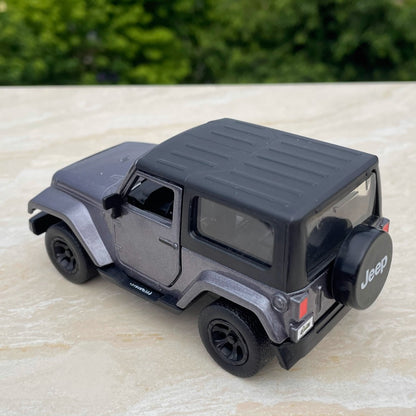 1/32 Scale Jeep Wrangler Compact SUV Diecast Model Car