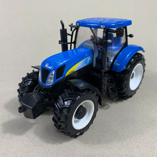 1/43 Scale New Holland T7070 Tractor Diecast Model