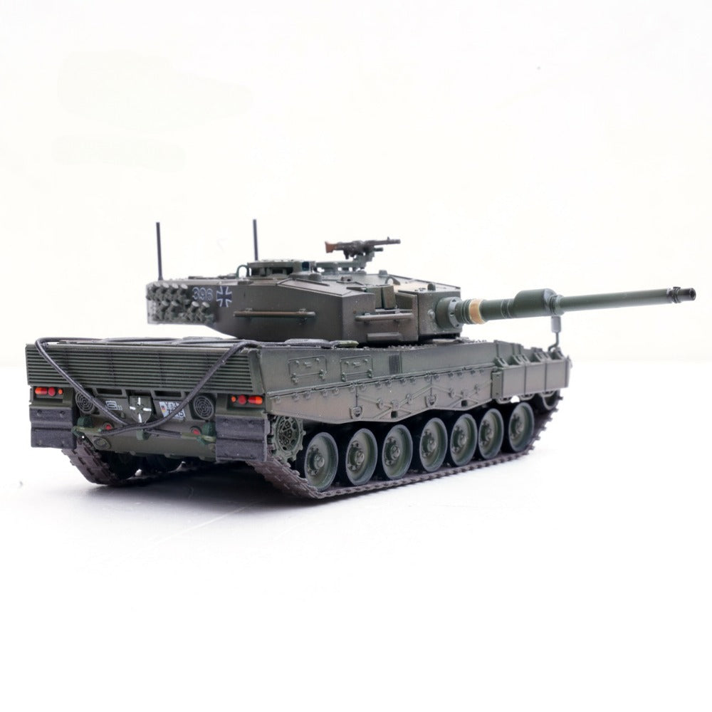 1/72 Scale Leopard 2A4 Main Battle Tank Diecast Model