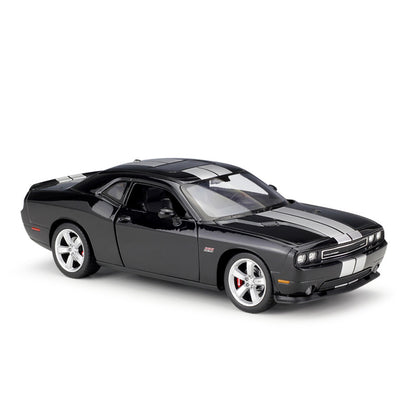 1/24 Scale 2012 Dodge Challenger SRT Diecast Model Car