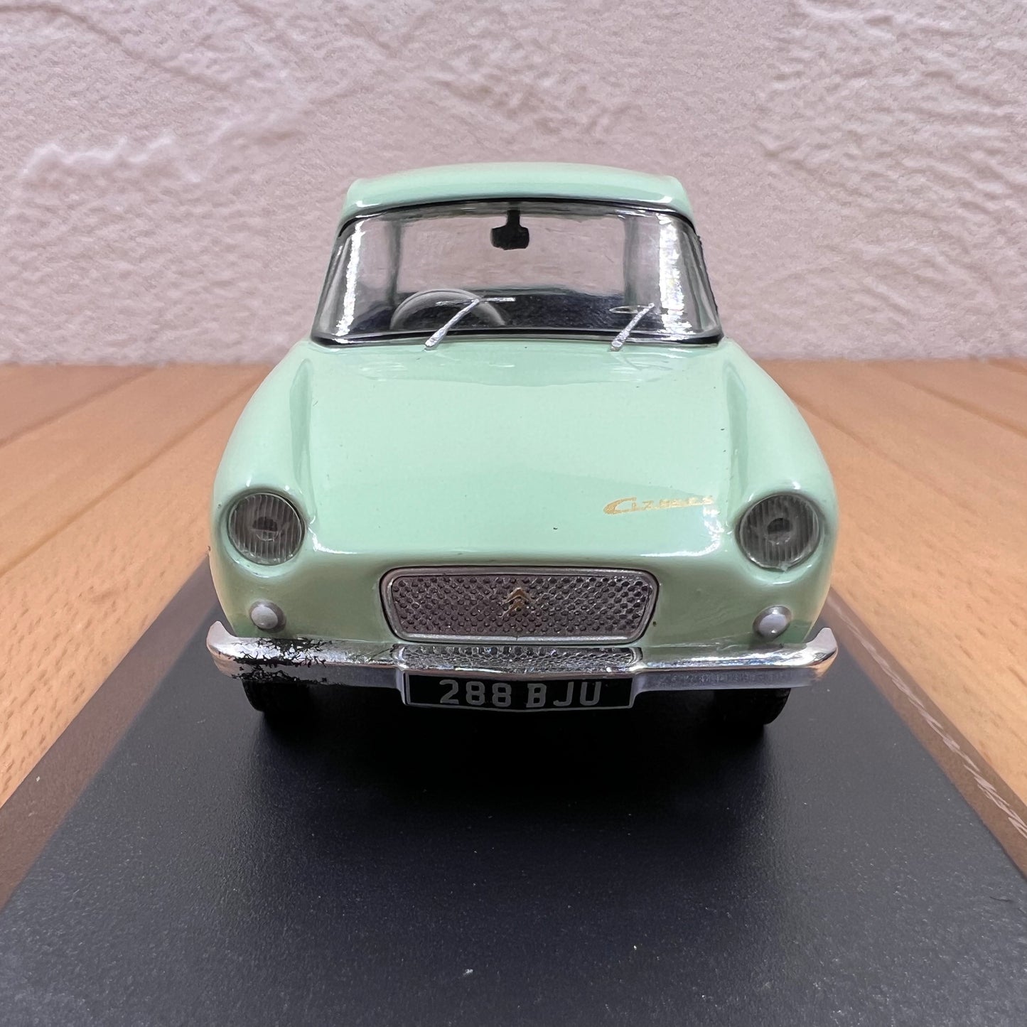 1/43 Scale 1960 Citroën 2CV Bijou Diecast Model Car