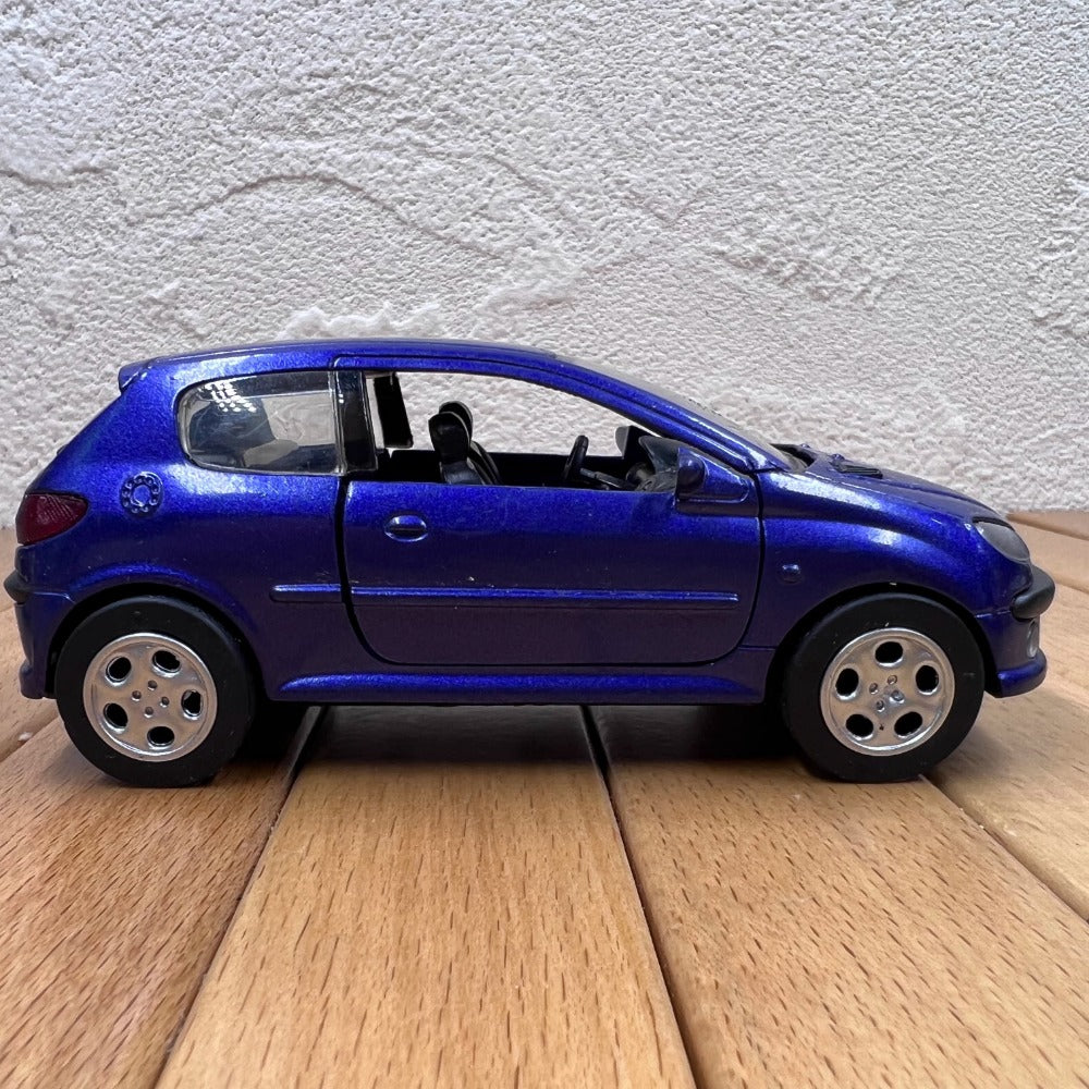 1/32 Scale Peugeot 206 Diecast Model Car