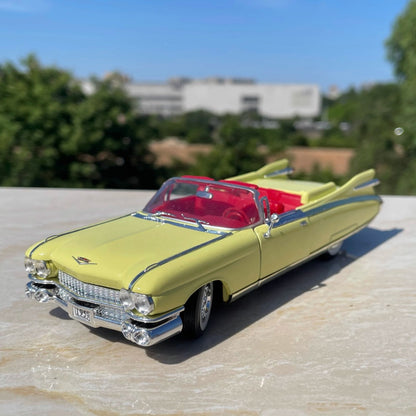 1/32 Scale 1959 Cadillac Eldorado Biarritz Convertible Diecast Model Car