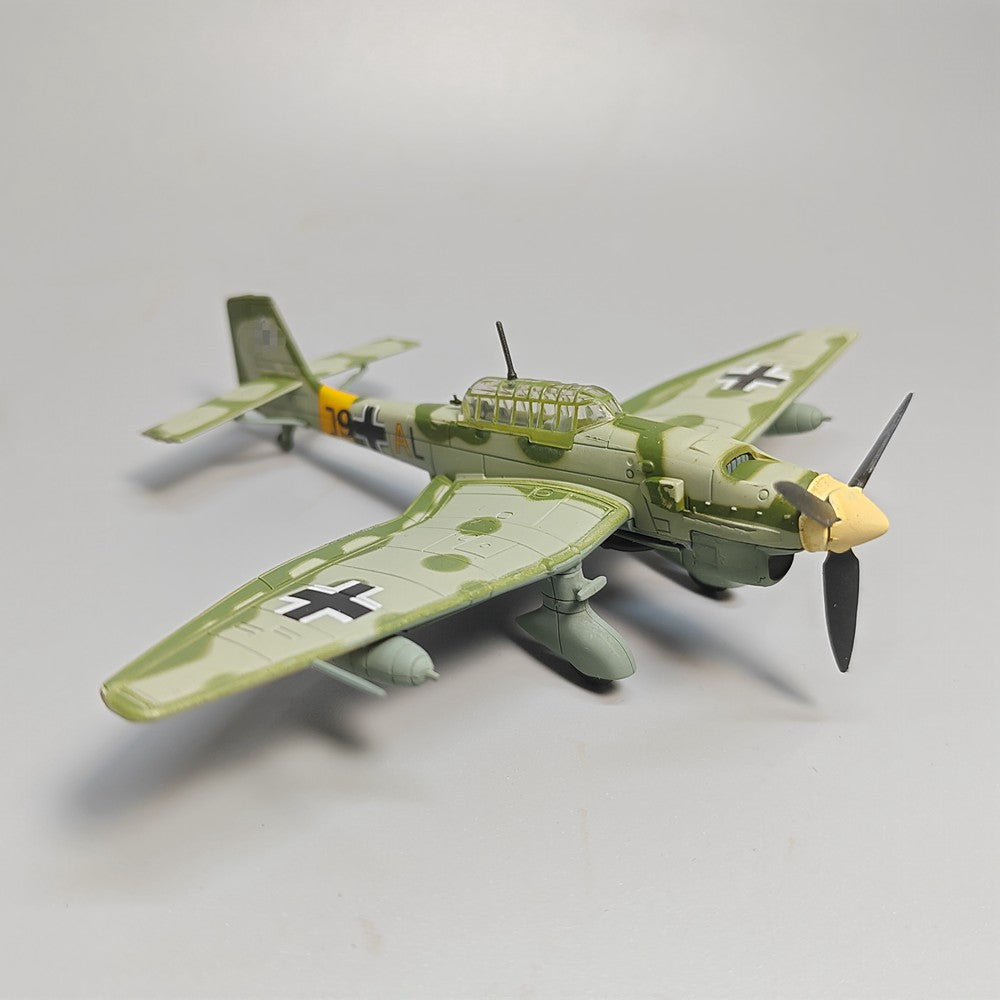 1/100 Scale Junkers Ju 87 German Dive Bomber Ground-Attack Aircraft Diecast Model