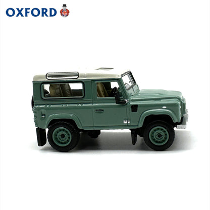 1/76 Scale Land Rover Defender 90 Diecast Model Car