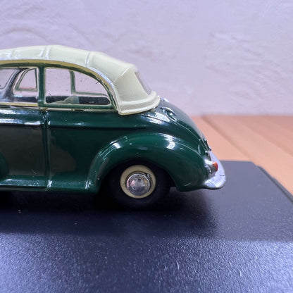 1/76 Scale Morris Minor Diecast Model Car