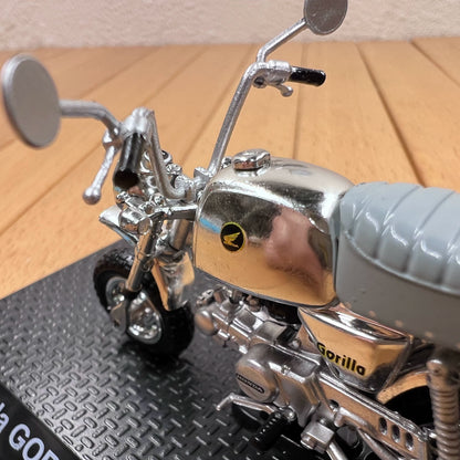 1/24 Scale 1999 Honda Gorilla Motorcycle Diecast Model