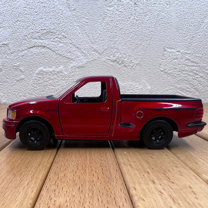 1/32 Scale 1999 Ford F-150 SVT Lightning Pickup Truck Diecast Model Car