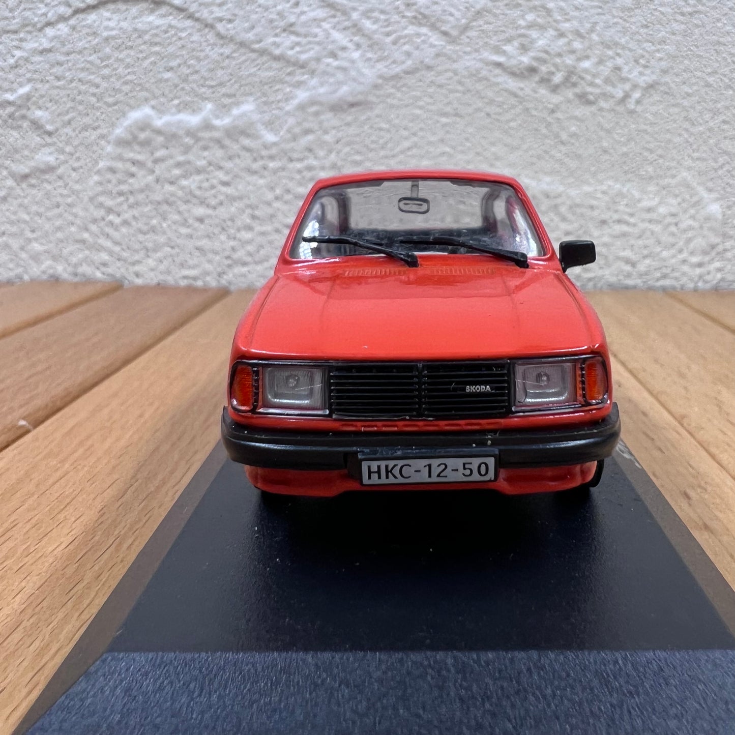 1/43 Scale Škoda 120L Diecast Model Car