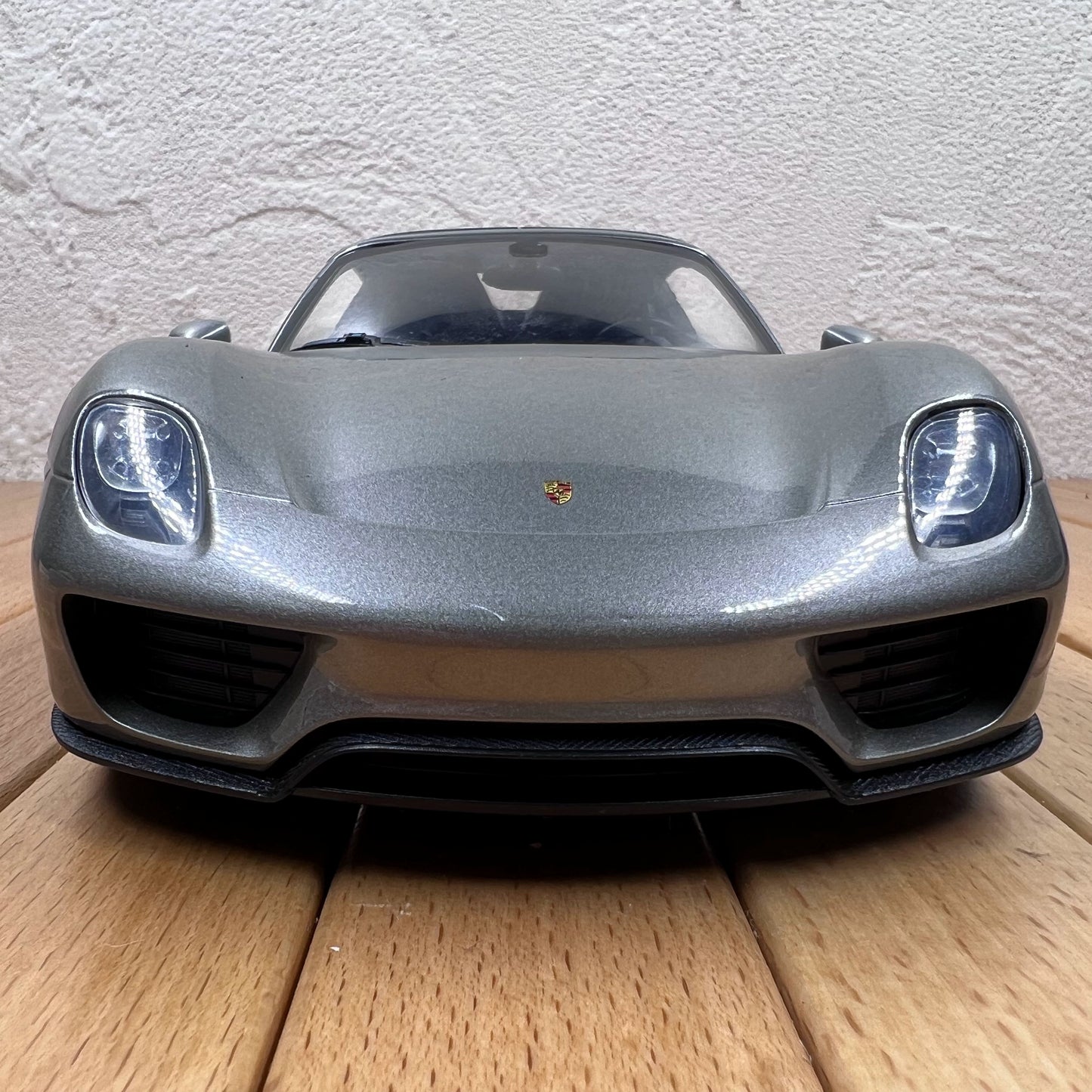 1/18 Scale Porsche 918 Spyder Diecast Model Car