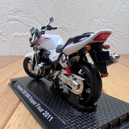 1/24 Scale Honda CB1300 Super Four Diecast Model Motorcycle