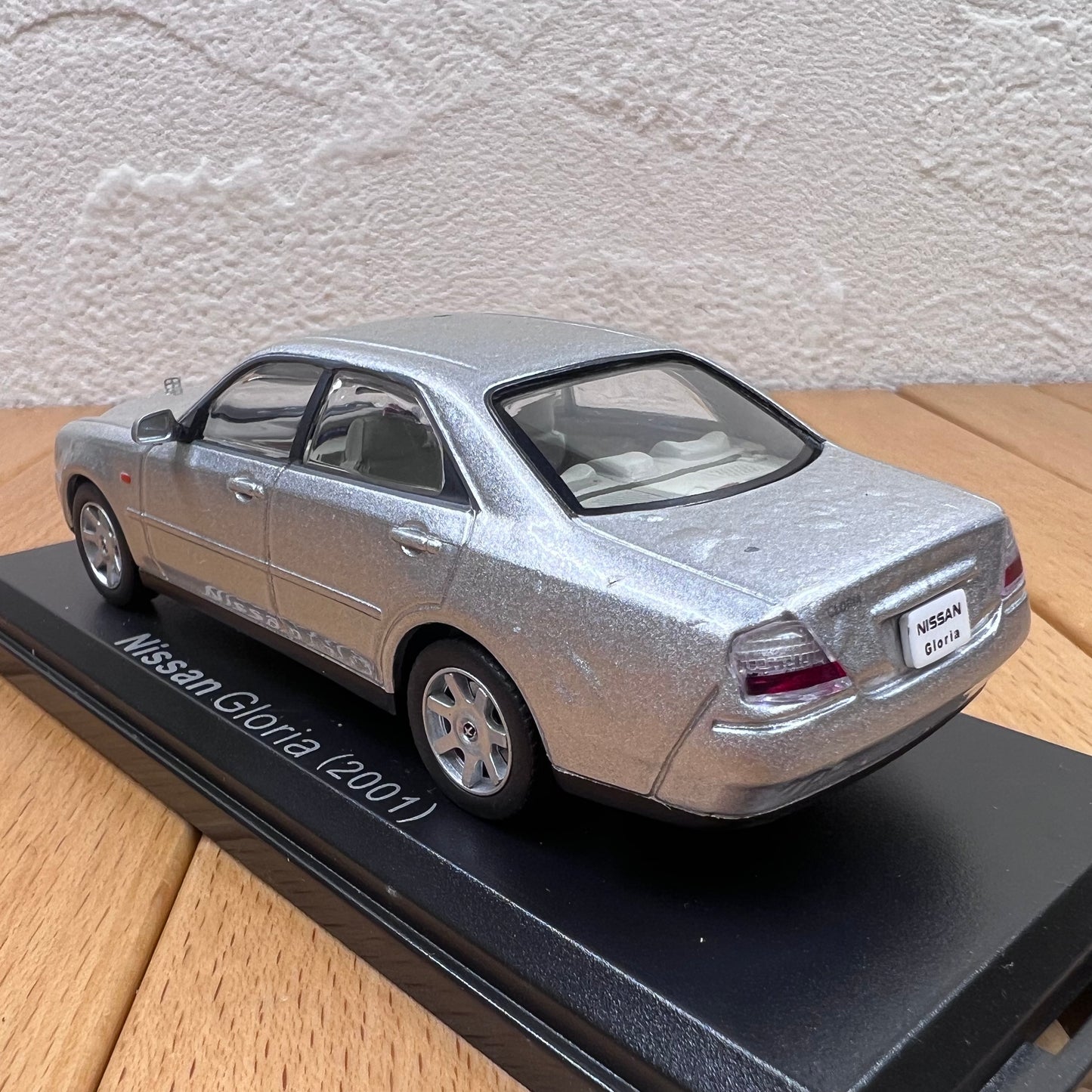 1/43 Scale 2001 Nissan Gloria Diecast Model Car