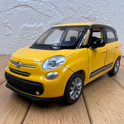 1/32 Scale 2013 Fiat 500L MPV Diecast Model Car