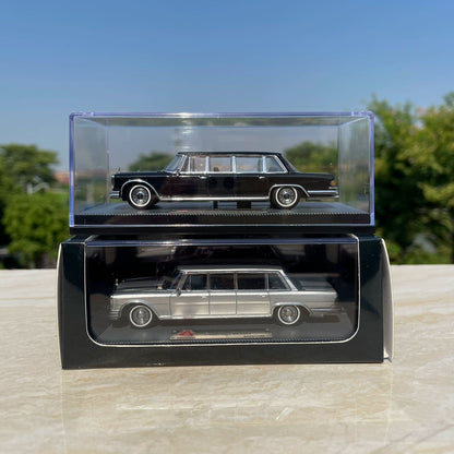 1/64 Scale Mercedes-Benz 600 W100 Pullman Limousine Diecast Model