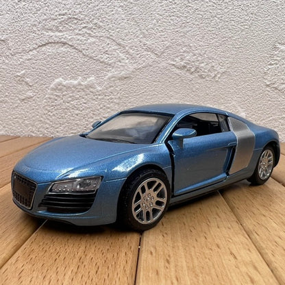 1/32 Scale Audi R8 Sports Car Diecast Model