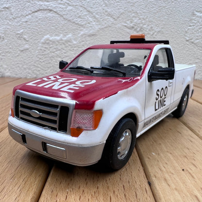 1/43 Scale Ford F-150 Light-Duty Truck Diecast Model