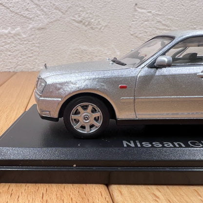 1/43 Scale 2001 Nissan Gloria Diecast Model Car