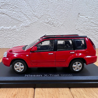 1/43 Scale 2005 Nissan X-Trail SUV Diecast Model Car