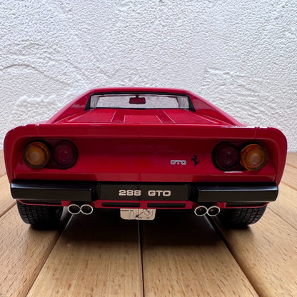 1/18 Scale 1985 Ferrari 288 GTO Diecast Model Car