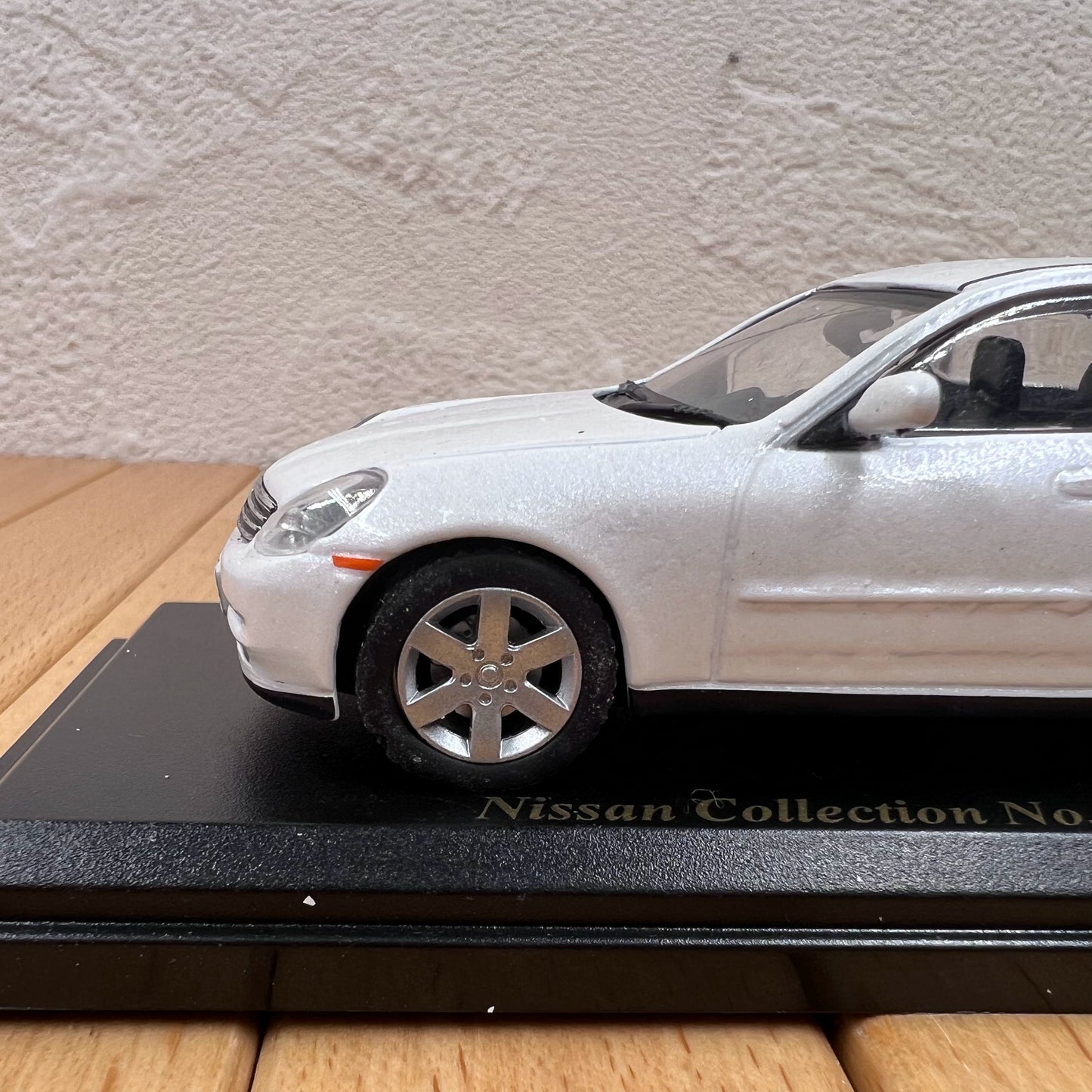 1/43 Scale 2003 Nissan Skyline Diecast Model Car