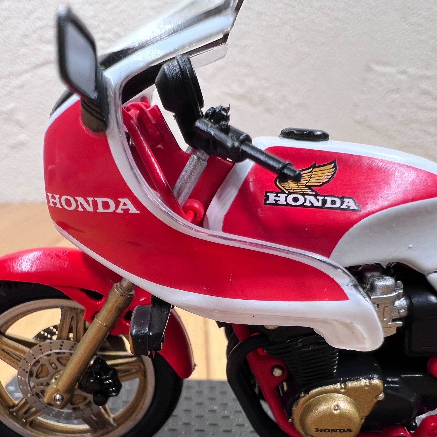 1/24 Scale 1981 Honda CB1100R Diecast Model Motorcycle