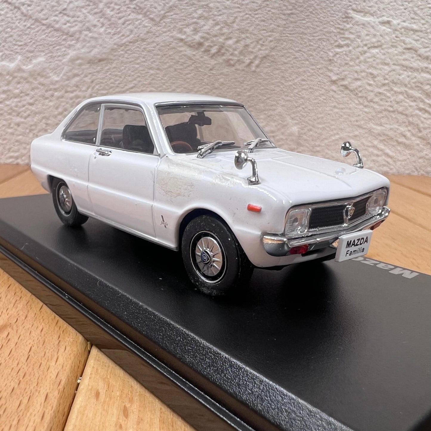 1/43 Scale 1968 Mazda Familia Rotary Coupe Diecast Model Car