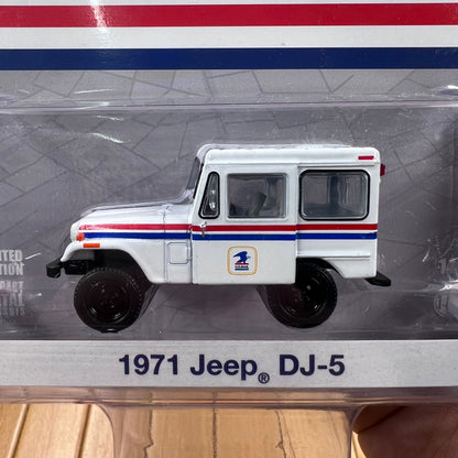 1/64 Scale 1971 Jeep DJ-5 Diecast Model Car