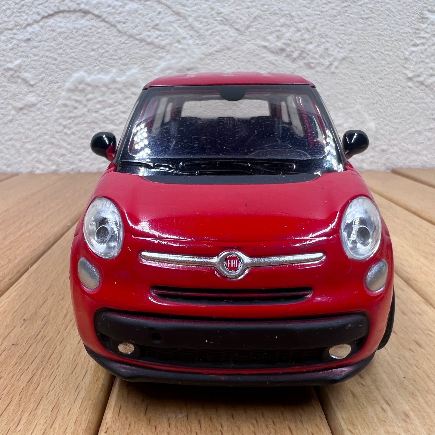 1/32 Scale 2013 Fiat 500L MPV Diecast Model Car