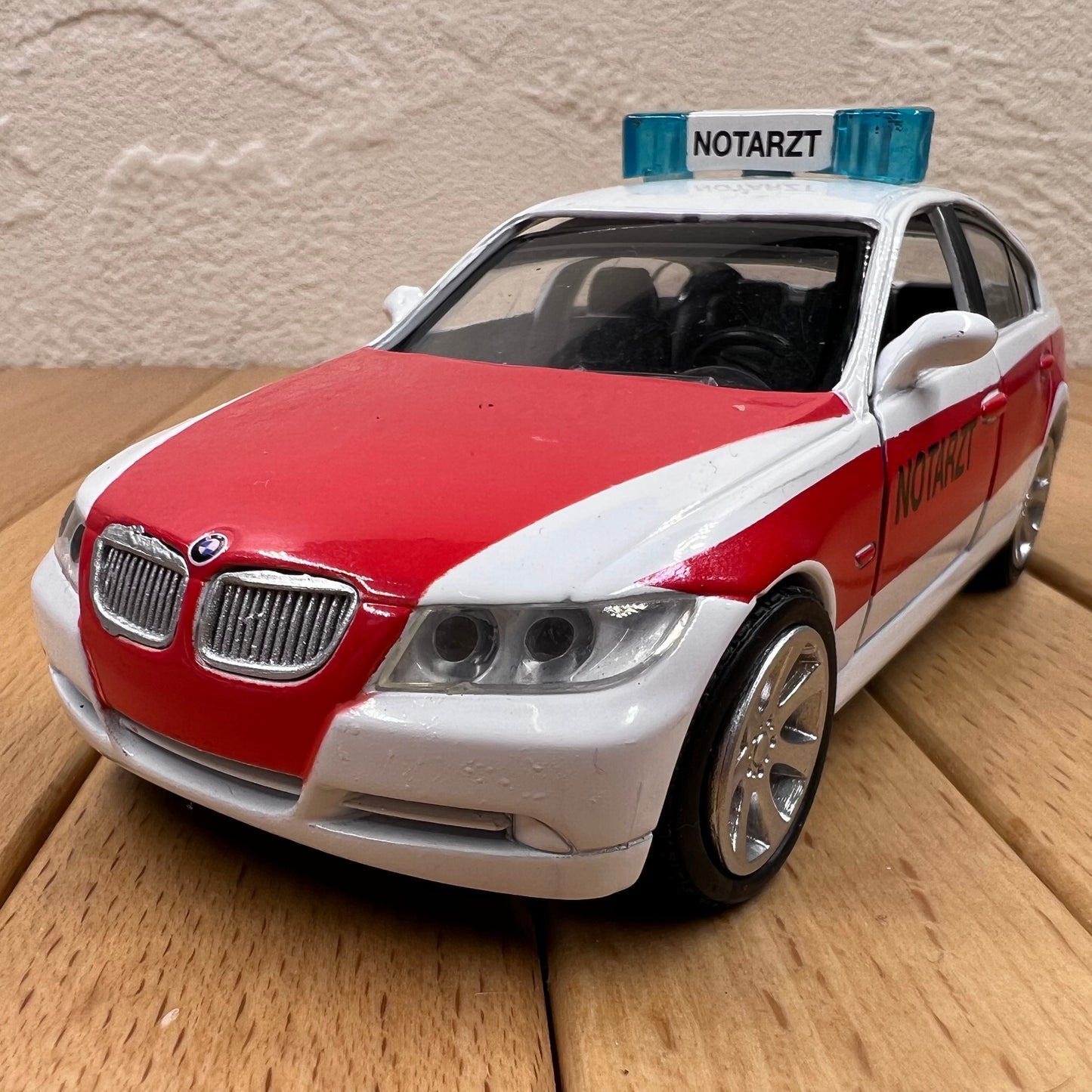 1/32 Scale BMW 3 Series Diecast Model Car