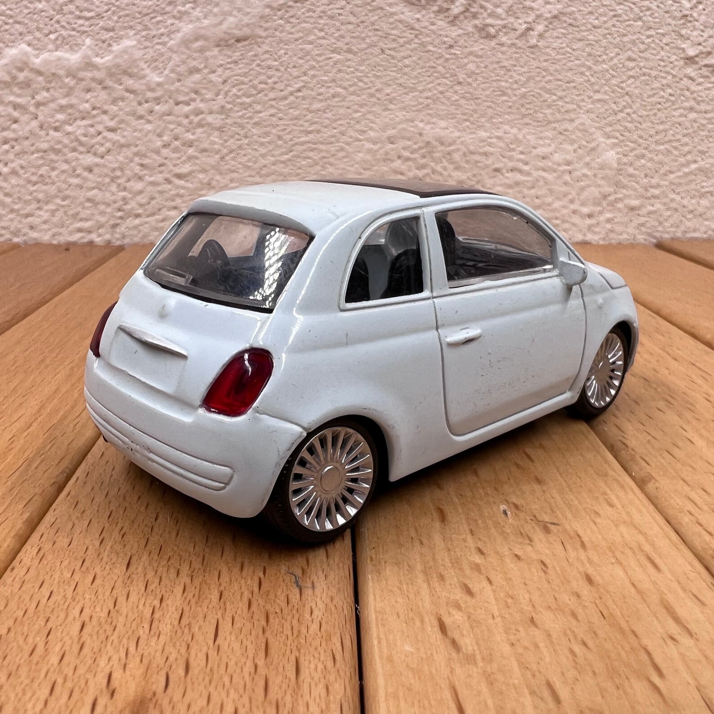 1/43 Scale Fiat 500 Diecast Model Car