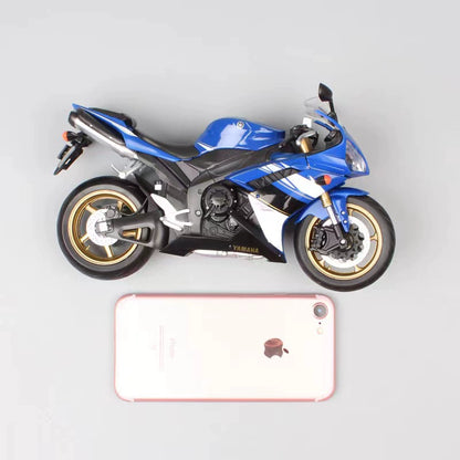 1/10 Scale Yamaha YZF-R1 Sports Motorcycle Diecast Model