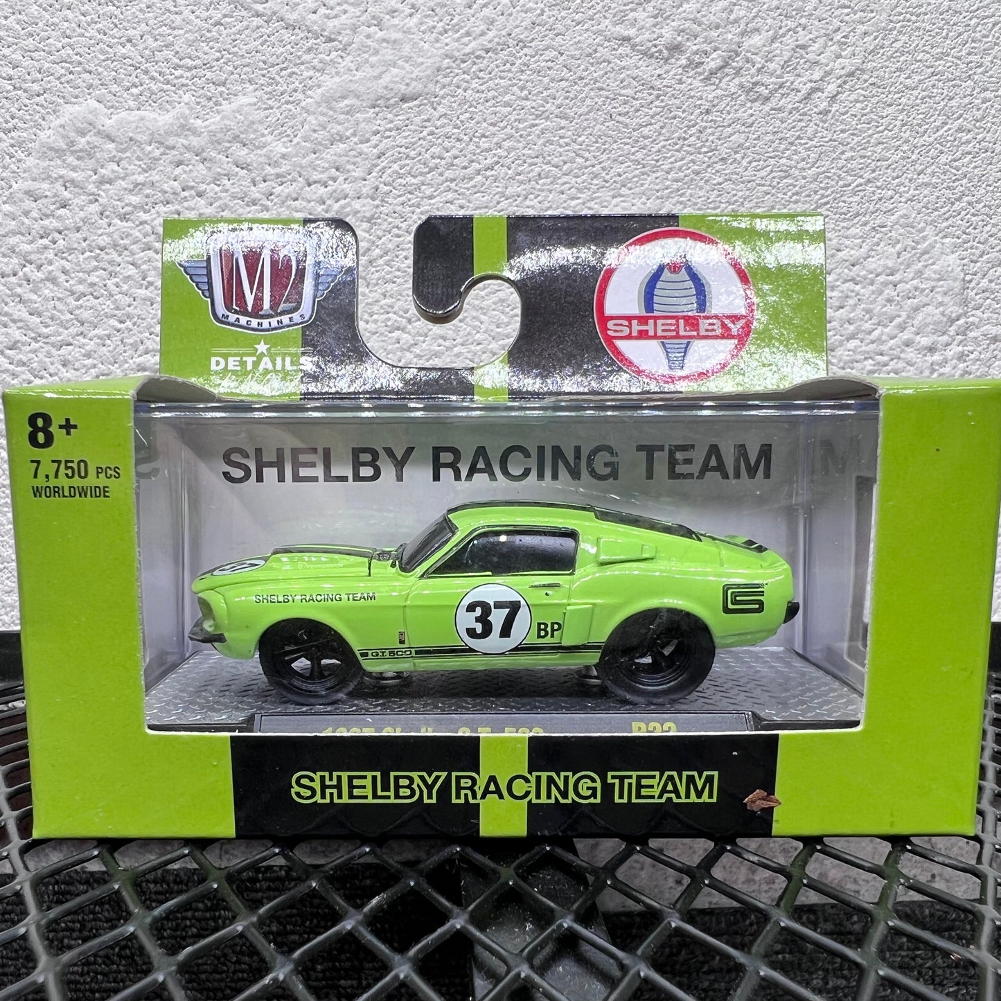 1/64 Scale 1967 Shelby G.T. 500 Diecast Model Car