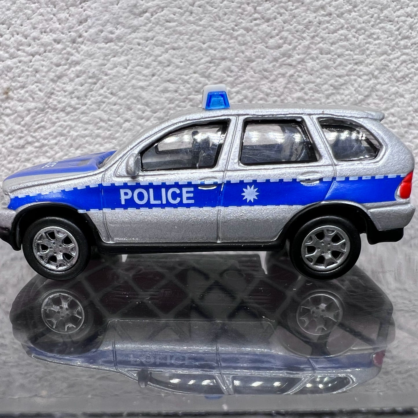 1/72 Scale BMW 330/X5 Diecast Model Car