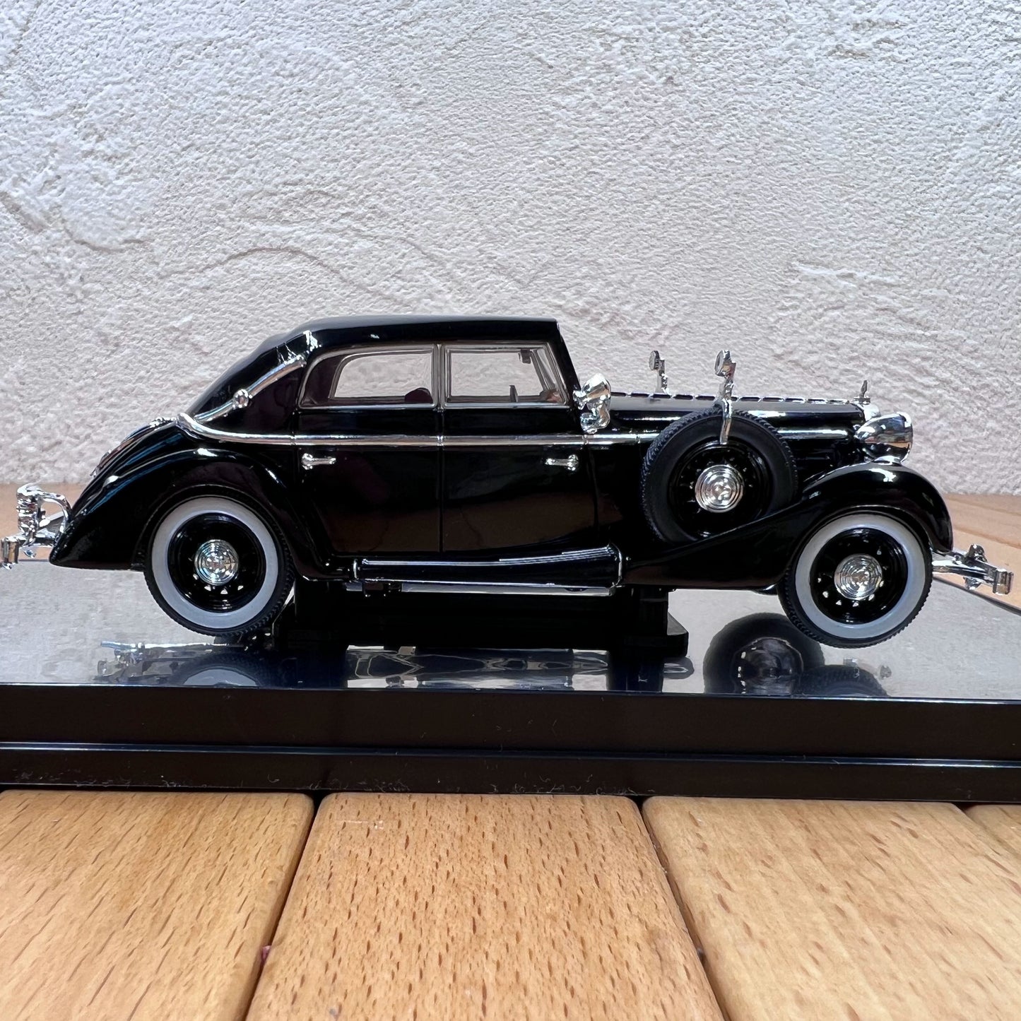 1/43 Scale 1937 Maybach SW 38 Diecast Model Car