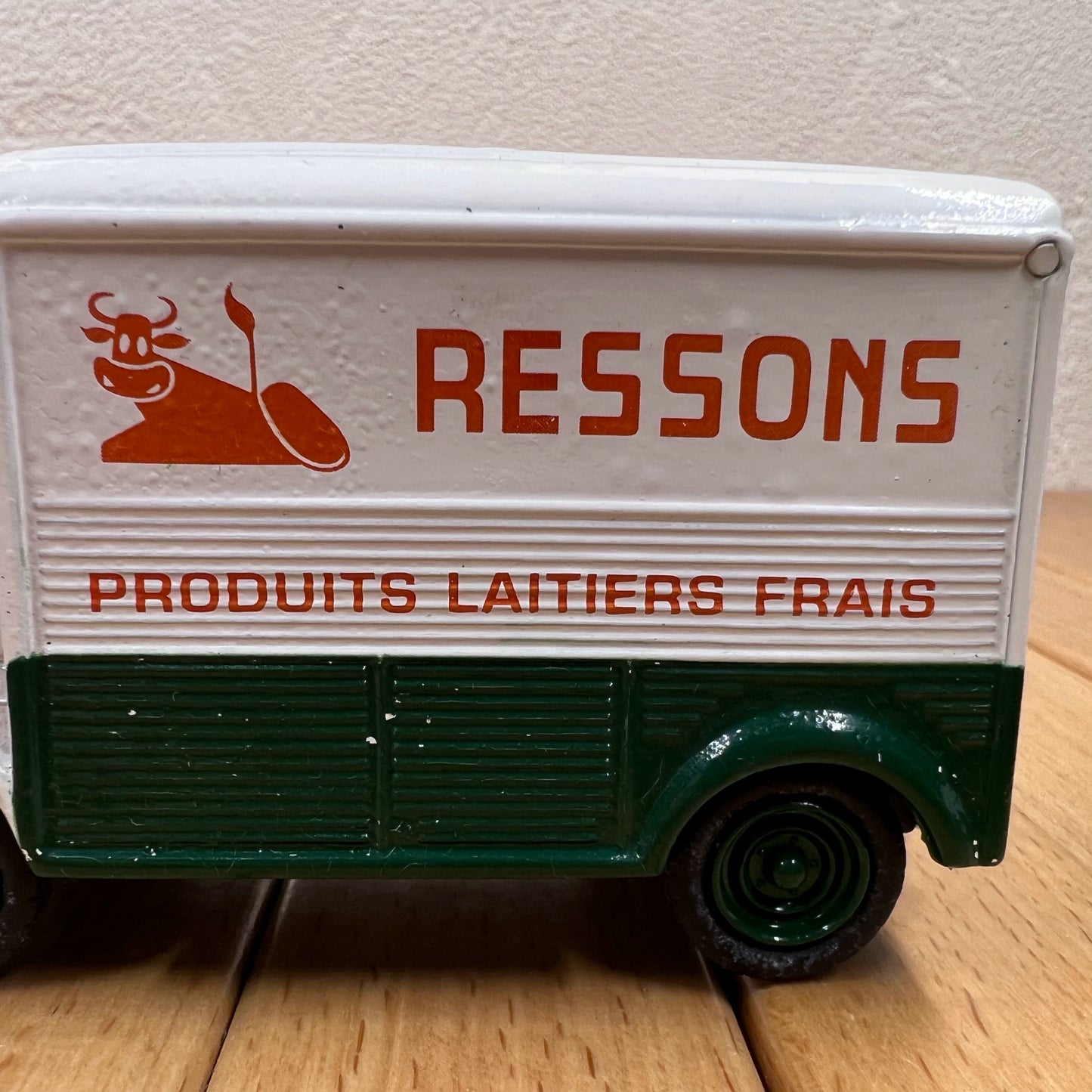 1/43 Scale 1950 Citroen H Van with Trailer Diecast Model