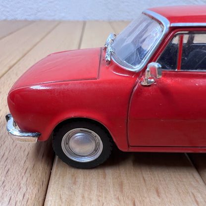 1/43 Scale 1975 Skoda 100 Diecast Model Car