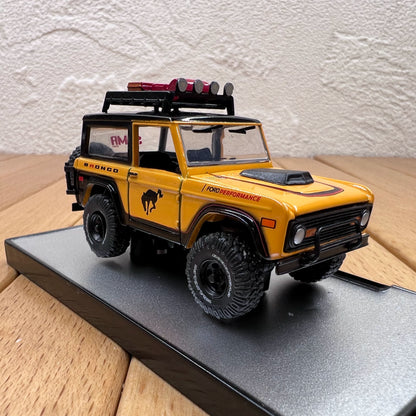 1/64 Scale 1971 Ford Bronco SUV Diecast Model Car